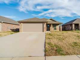 featured image of 6100 Nw Silas St