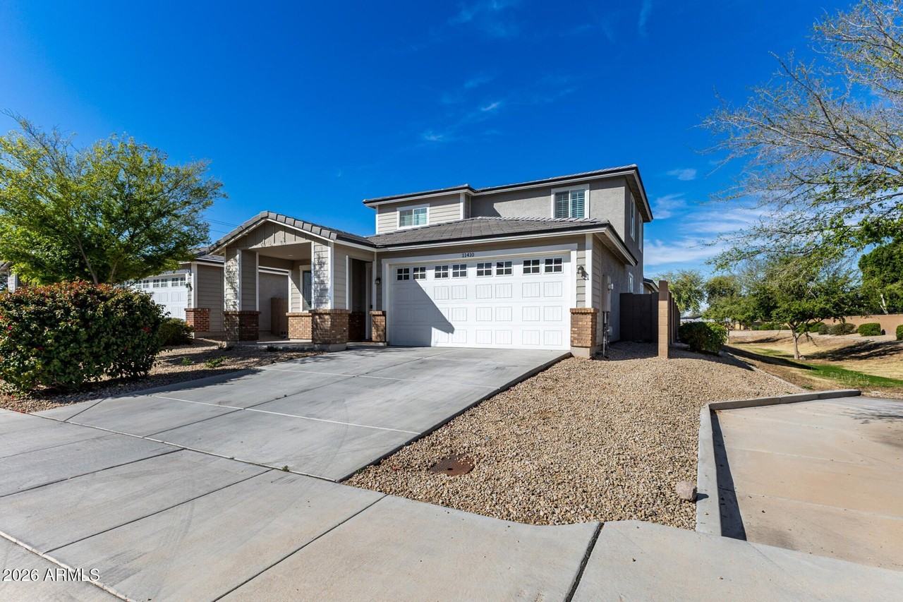 11410 N 50th Ln - Photo 3 of 35