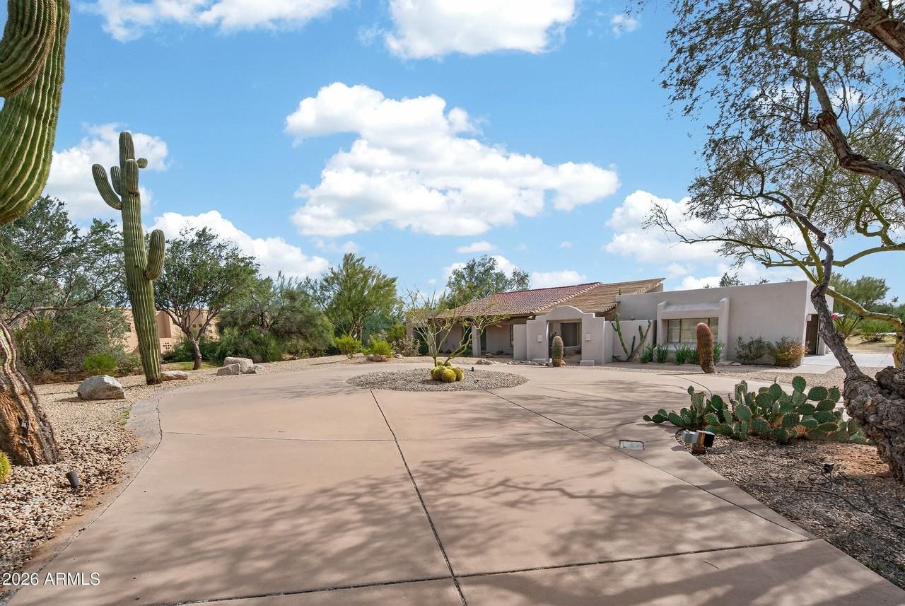 8001 E Vista Bonita Dr - Photo 6 of 46