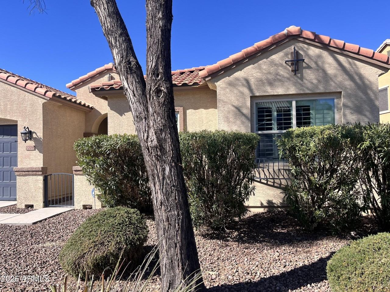 2208 E Indian Wells Dr - Photo 4 of 50