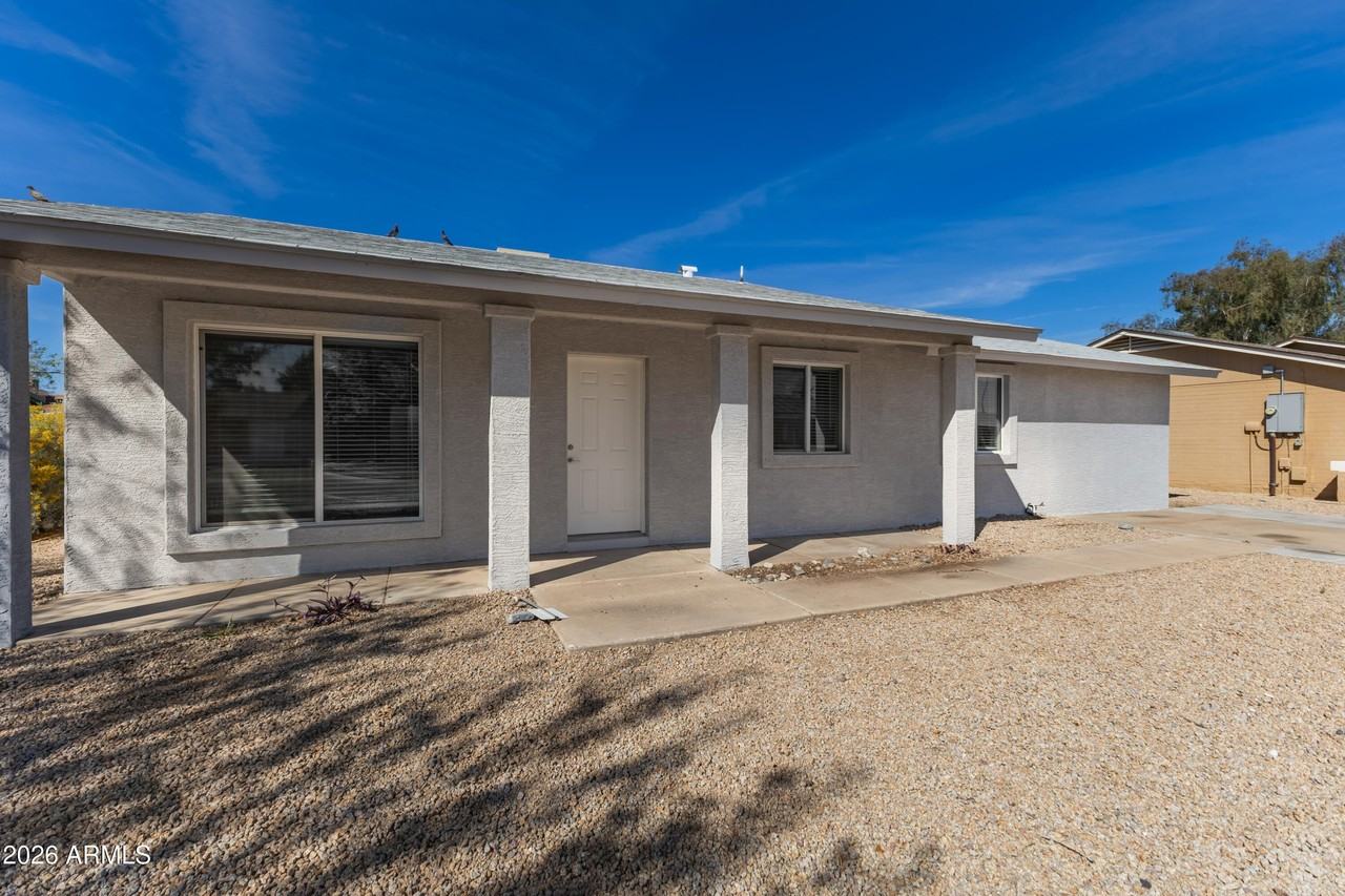 19818 N 5th Dr - Photo 2 of 17