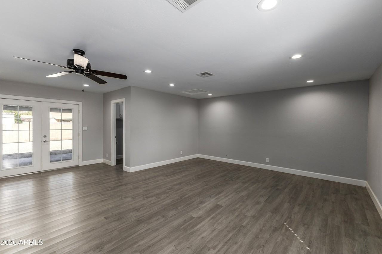 19818 N 5th Dr - Photo 7 of 17