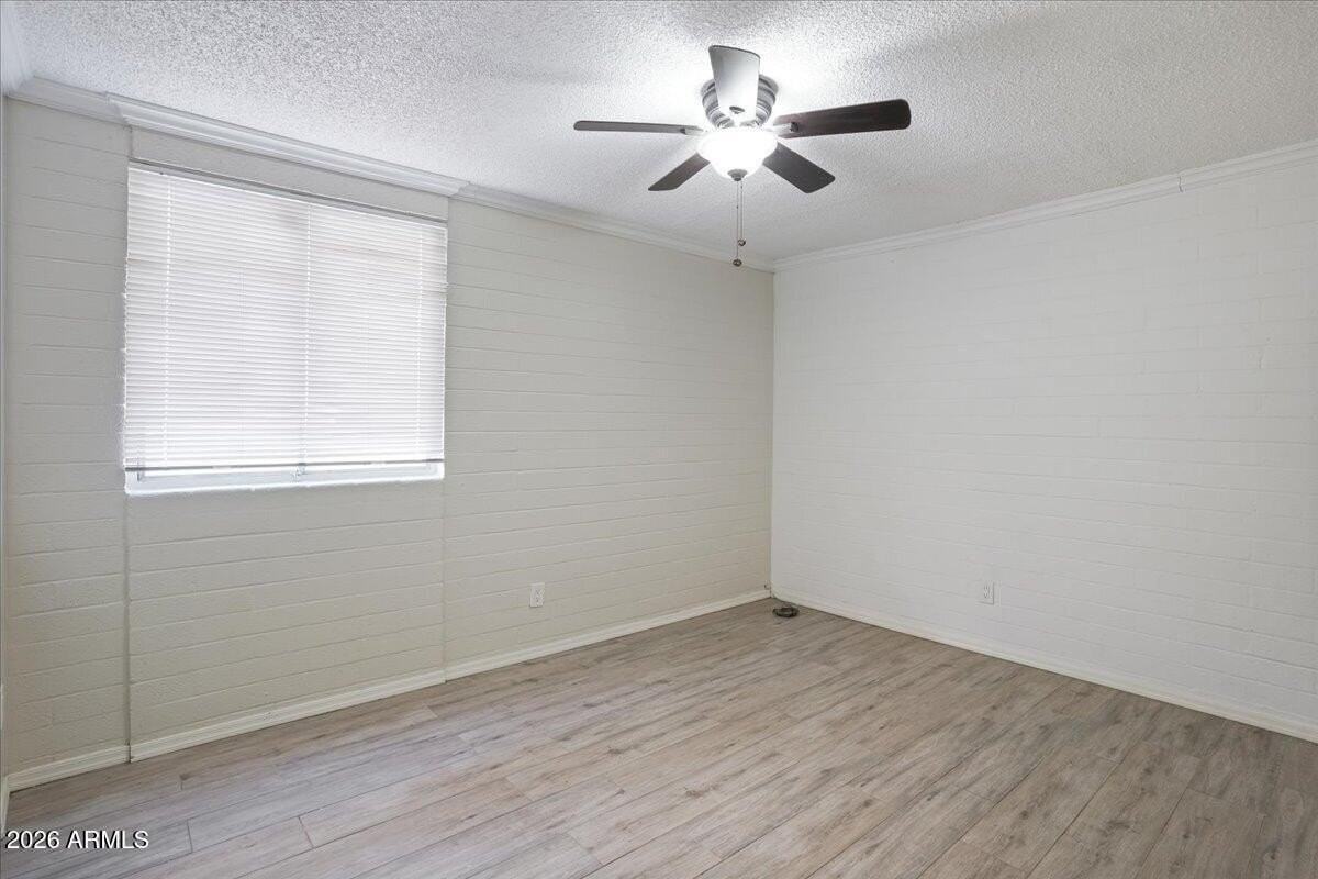 6528 N 17th Ave Apt 15 - Photo 7 of 21