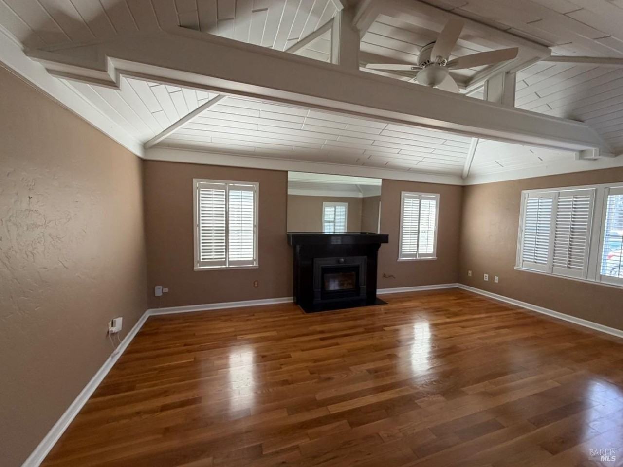 612 Codding Dr - Photo 3 of 17