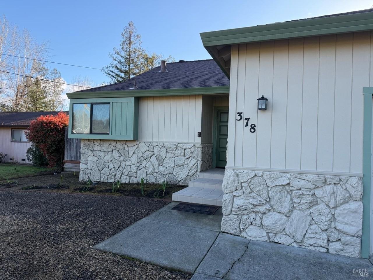 378 Brey Rd - Photo 2 of 43