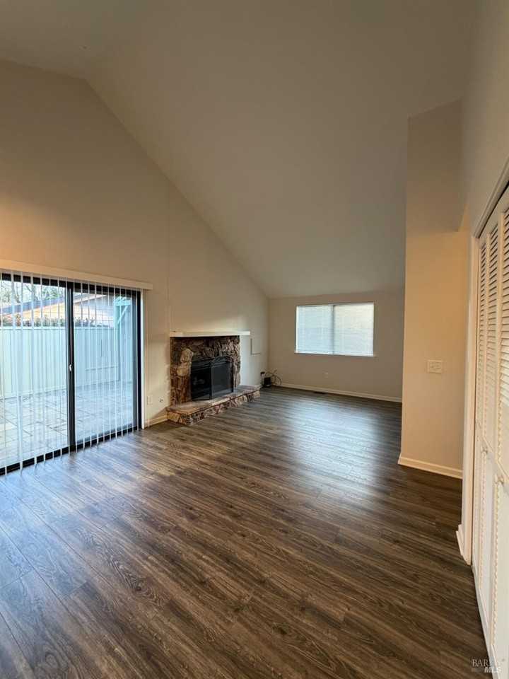 378 Brey Rd - Photo 4 of 43