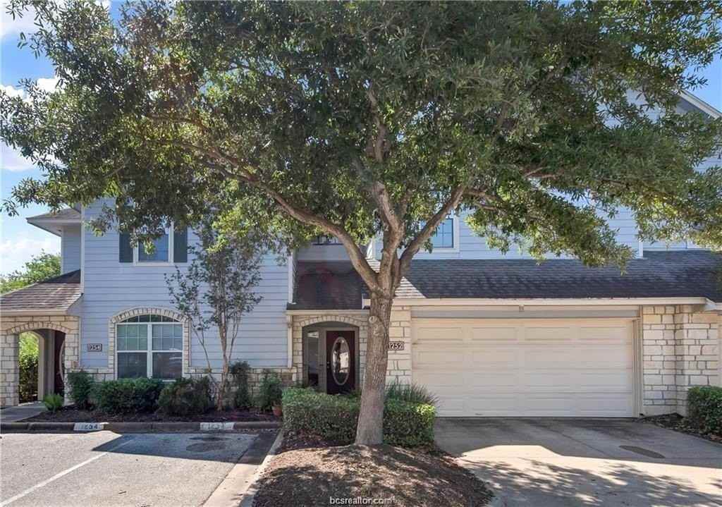 1252 Canyon Creek Cir - Photo 2 of 15