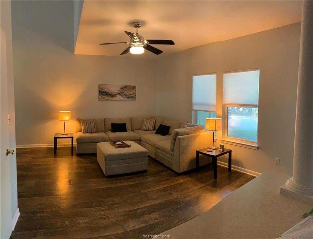 1252 Canyon Creek Cir - Photo 4 of 15