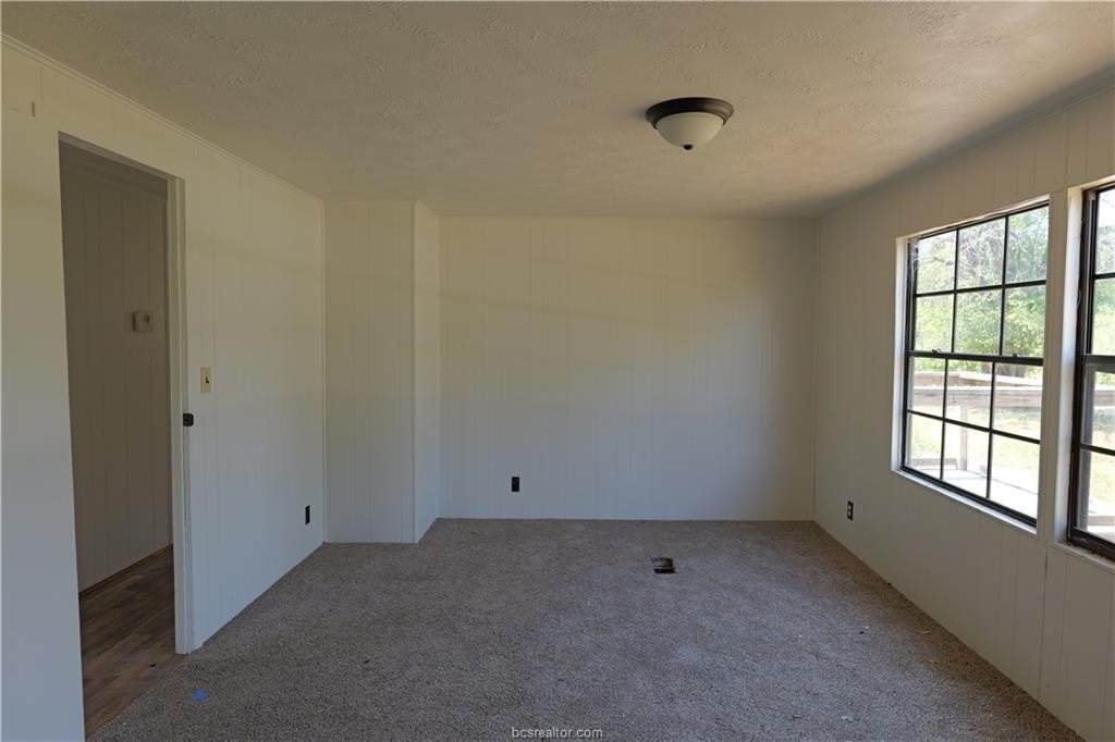 732F Rogers St - Photo 5 of 8