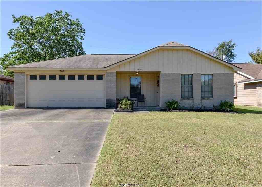 3310 Dallis Dr - Photo 2 of 16