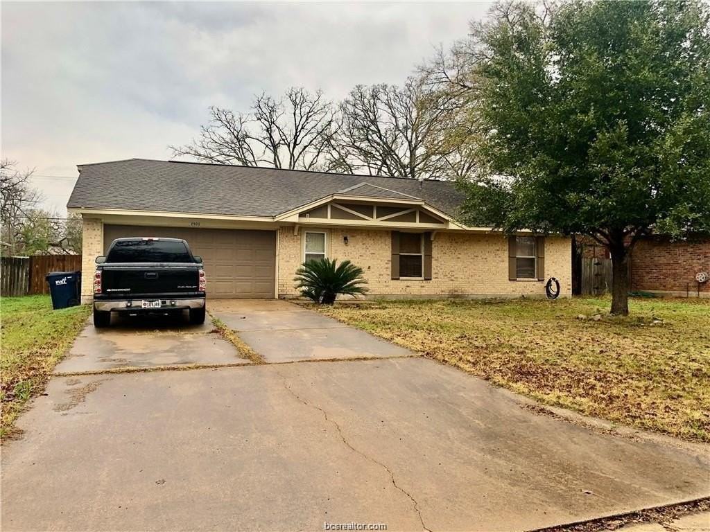 2503 Sumter Dr - Photo 2 of 15