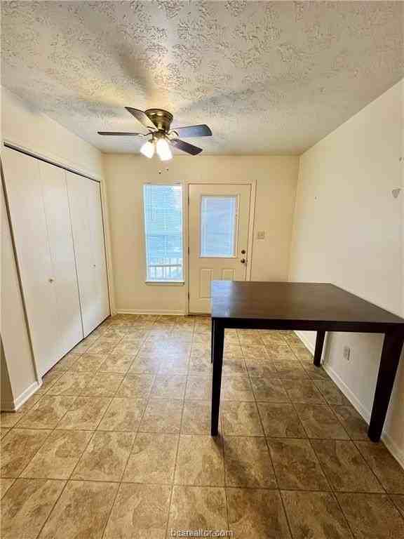 713 Vassar Ct Apt C #C - Photo 7 of 22