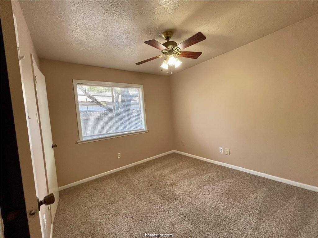 3105 Bluestem Dr - Photo 6 of 13