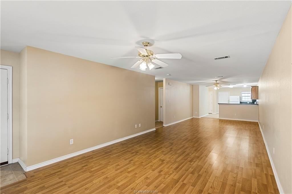 912 Willow Pond St - Photo 5 of 22