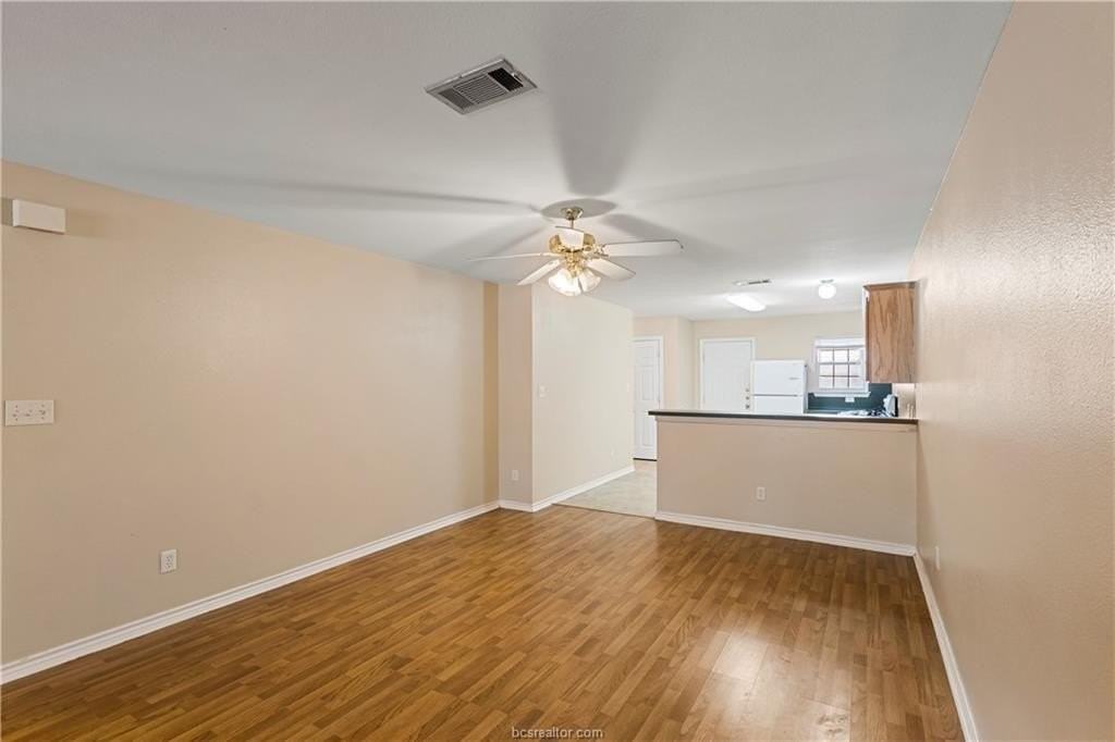 912 Willow Pond St - Photo 7 of 22