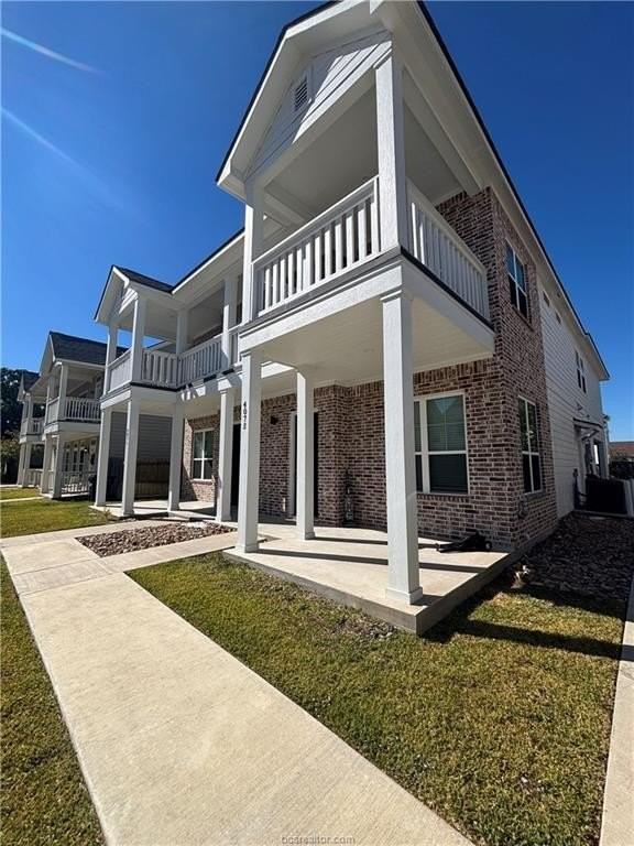 407 Ash St - Photo 2 of 14