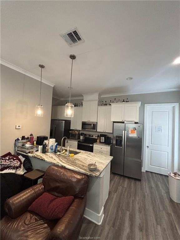 407 Ash St - Photo 6 of 14