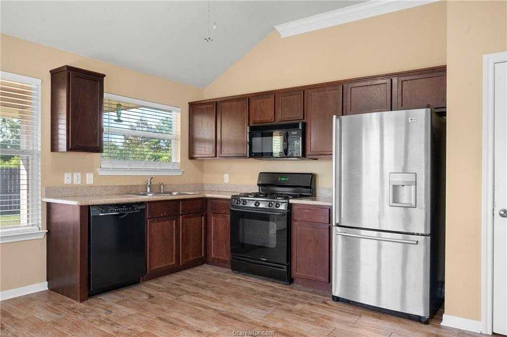 919 Windmeadows Dr - Photo 5 of 12