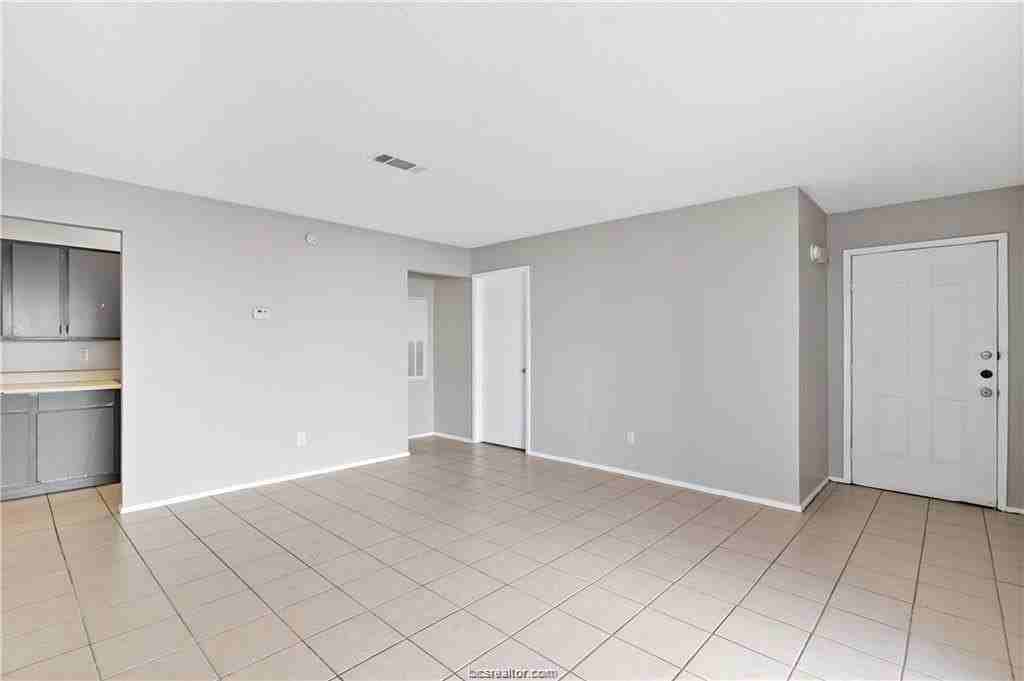 1112 Autumn Cir Apt B #B - Photo 6 of 15