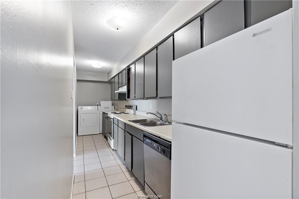 1112 Autumn Cir #D - Photo 7 of 15