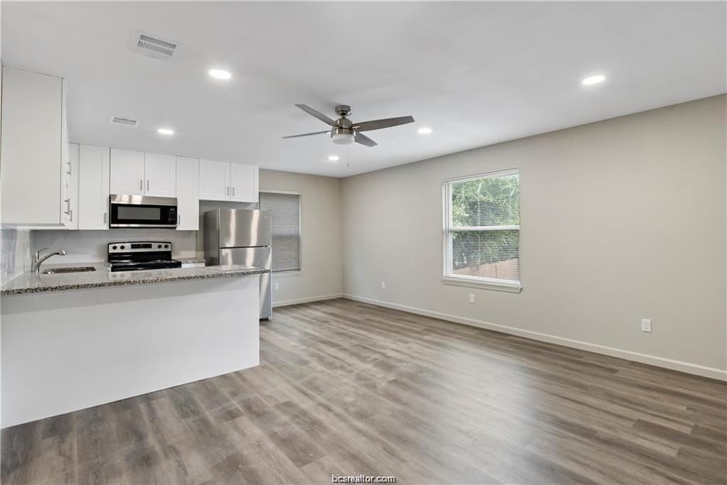 1502 Alpine Cir #D - Photo 4 of 18
