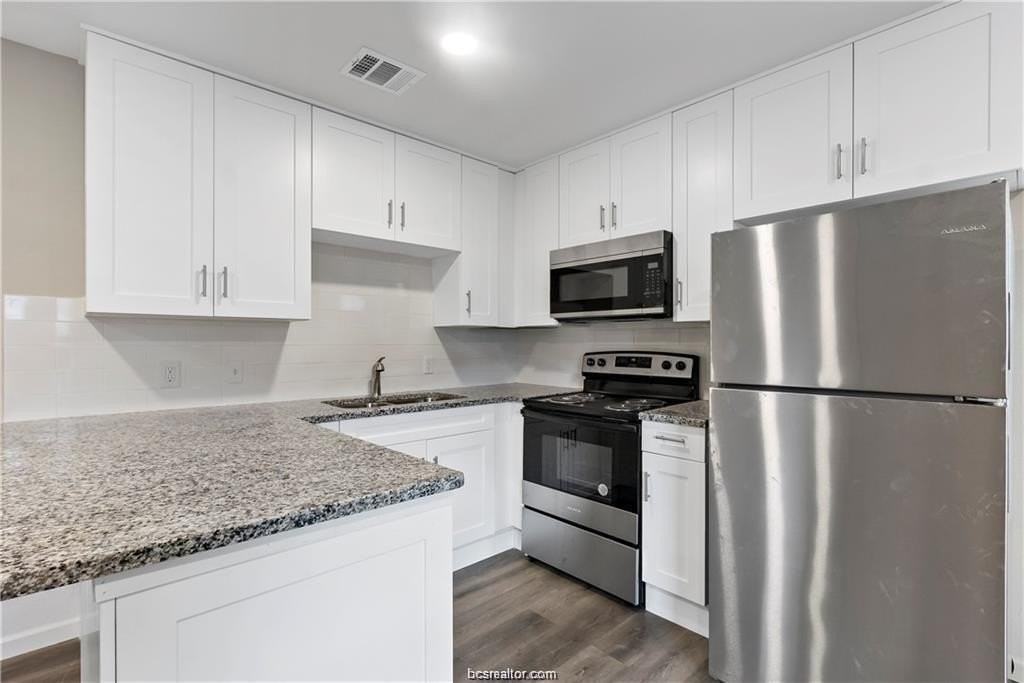 1502 Alpine Cir #D - Photo 7 of 18
