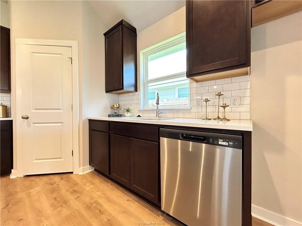 1935 Pinemont View Dr - Photo 6 of 21