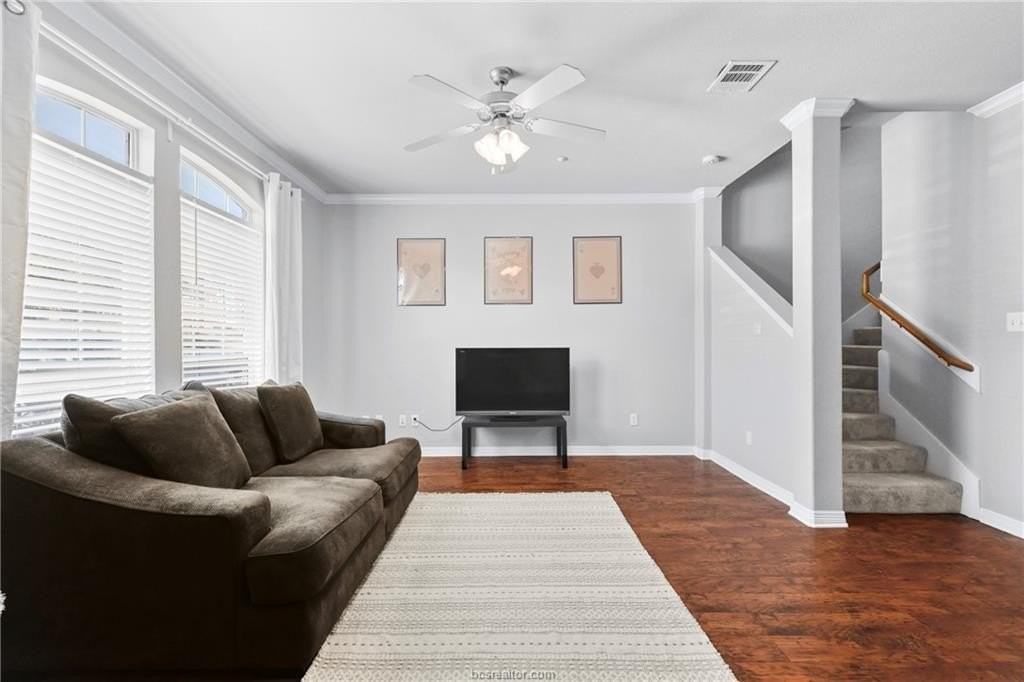 305 Holleman Dr E Apt 1205 #1205 - Photo 3 of 30