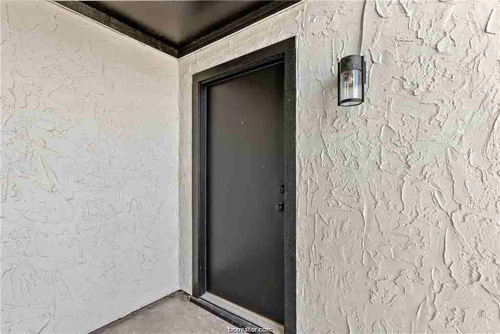 1503 Alpine Cir Apt B #B - Photo 4 of 15