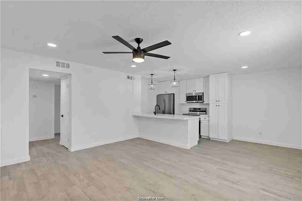 1503 Alpine Cir Apt B #B - Photo 6 of 15