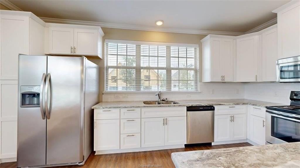 2157 Big River St - Photo 7 of 36