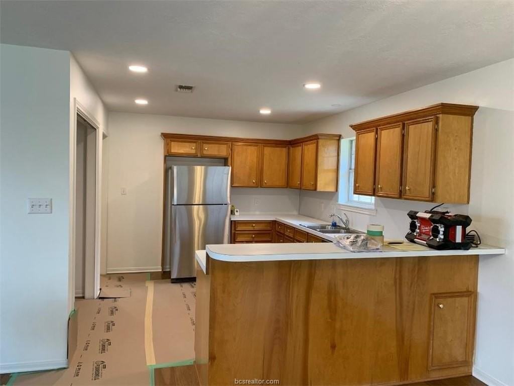 300 Baber St - Photo 7 of 19