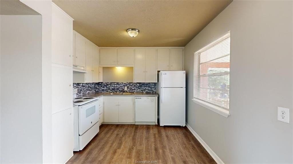 3800 E 29th St Apt 15 #15 - Photo 5 of 21