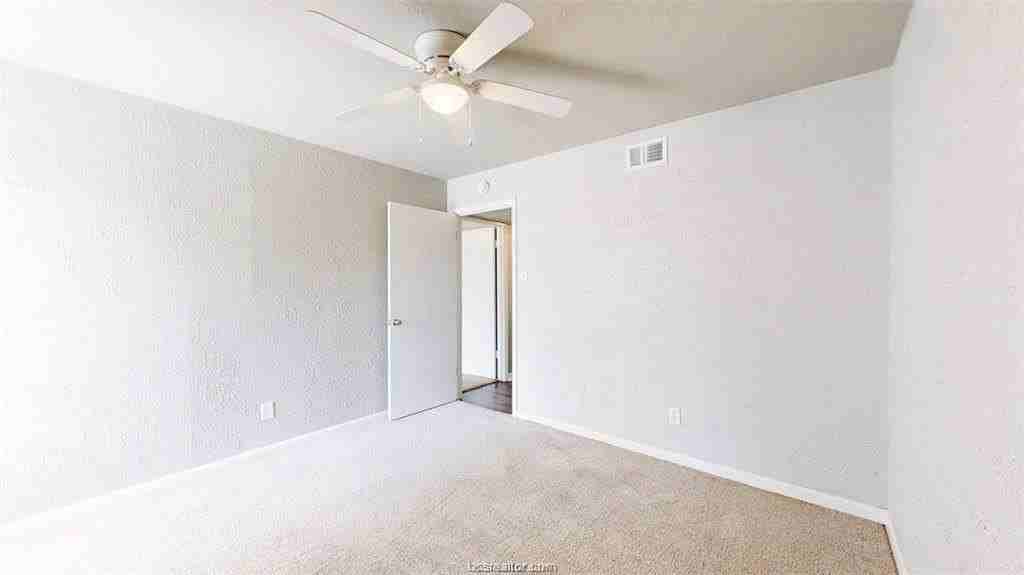 3800 E 29th St Apt 18 #18 - Photo 6 of 22