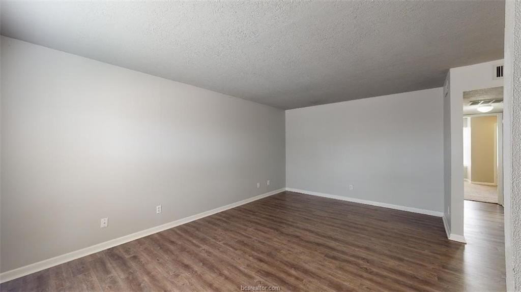 3800 E 29th St Apt 5 #5 - Photo 3 of 22