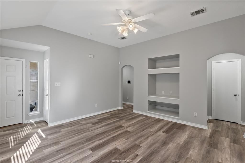 1002 Crested Point Dr - Photo 6 of 22