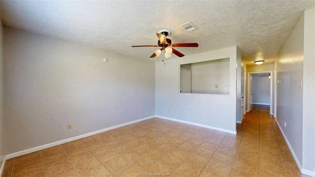 704 Vassar Ct #A - Photo 4 of 24