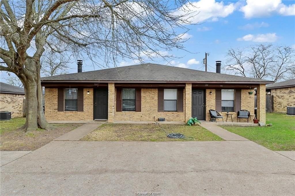 705 San Benito Dr - Photo 2 of 13