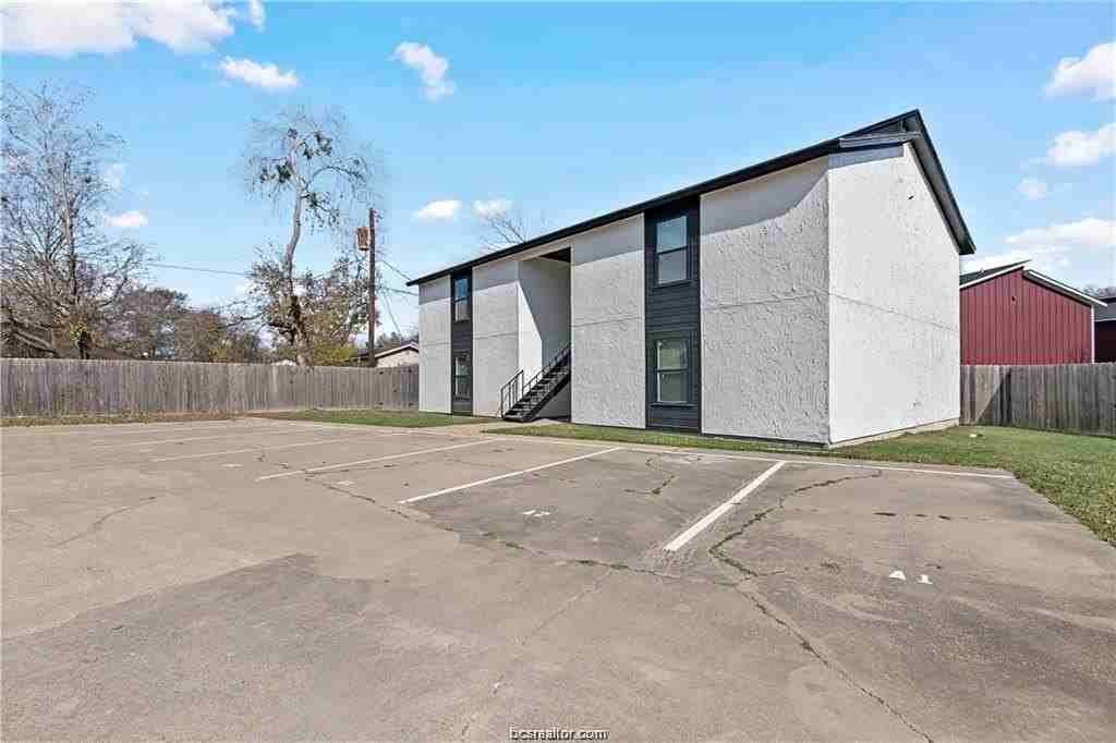 1505 Alpine Cir Apt C #C - Photo 2 of 15