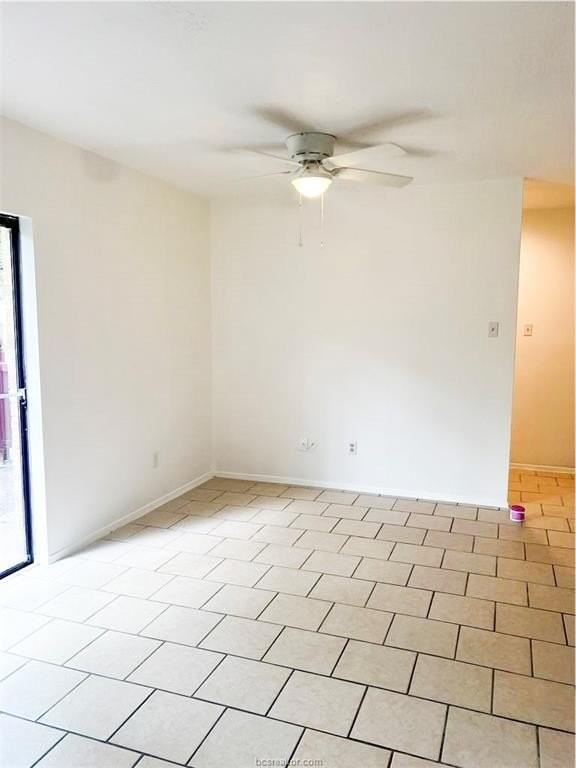 2402 Blanco Dr Apt A #A - Photo 5 of 15