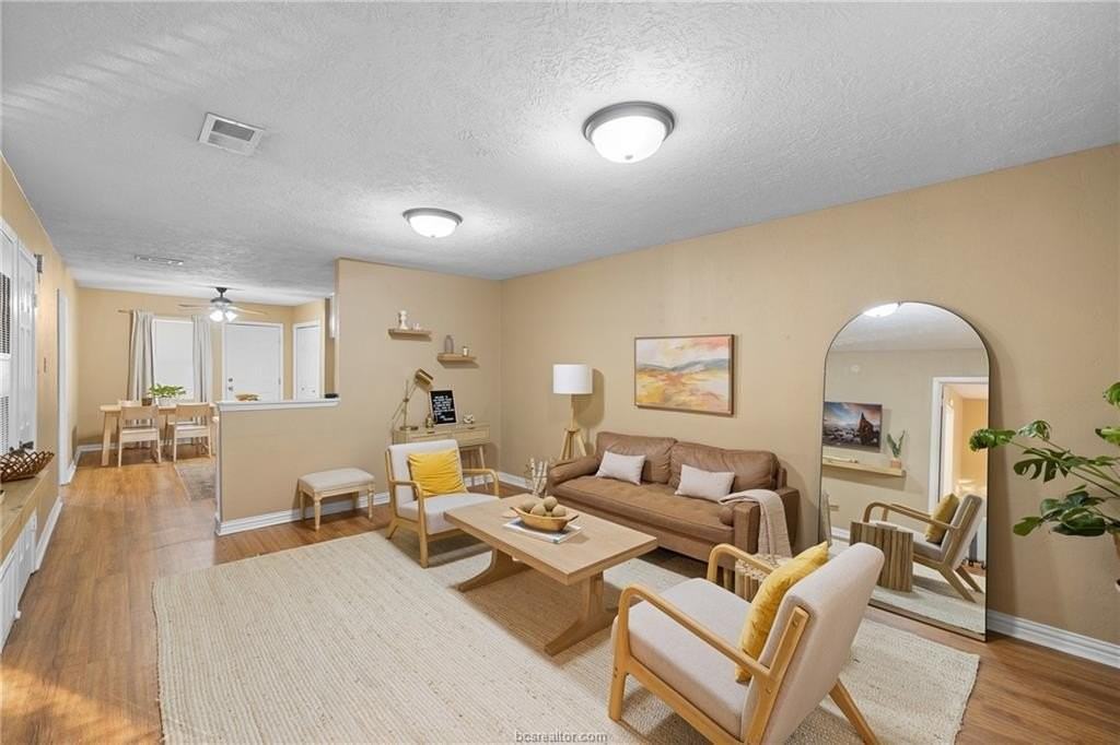 805 San Pedro Dr Apt C #C - Photo 3 of 28