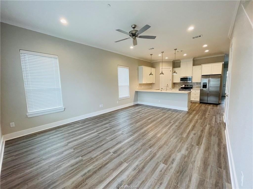 710 Vassar Ct Apt A #A - Photo 4 of 26