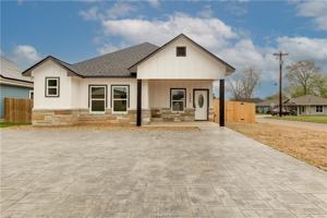 featured image of 1200 Military Dr