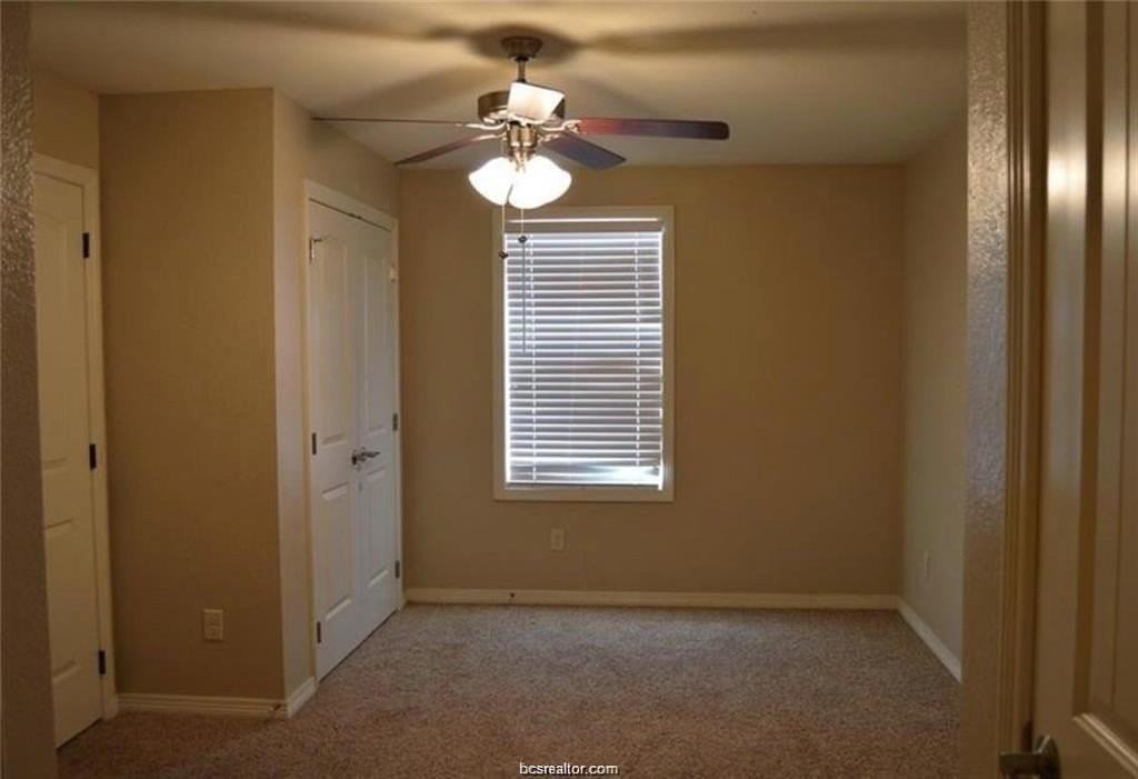 4309 Old College Rd - Photo 5 of 9