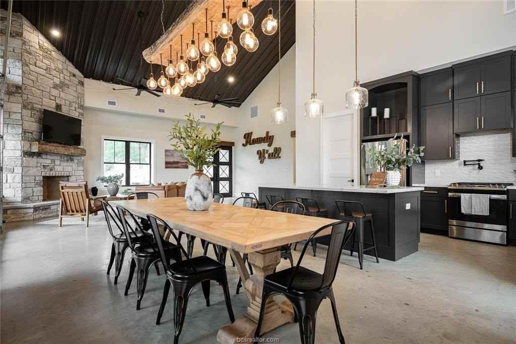 6876 Koppe Bridge Rd - Photo 2 of 23