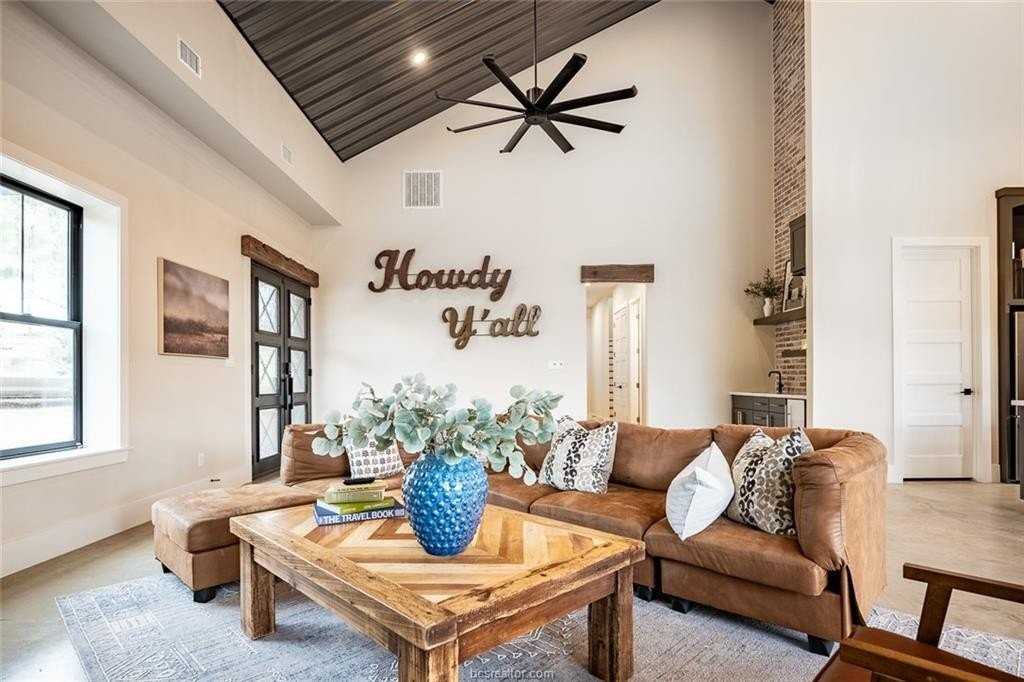 6876 Koppe Bridge Rd - Photo 3 of 23