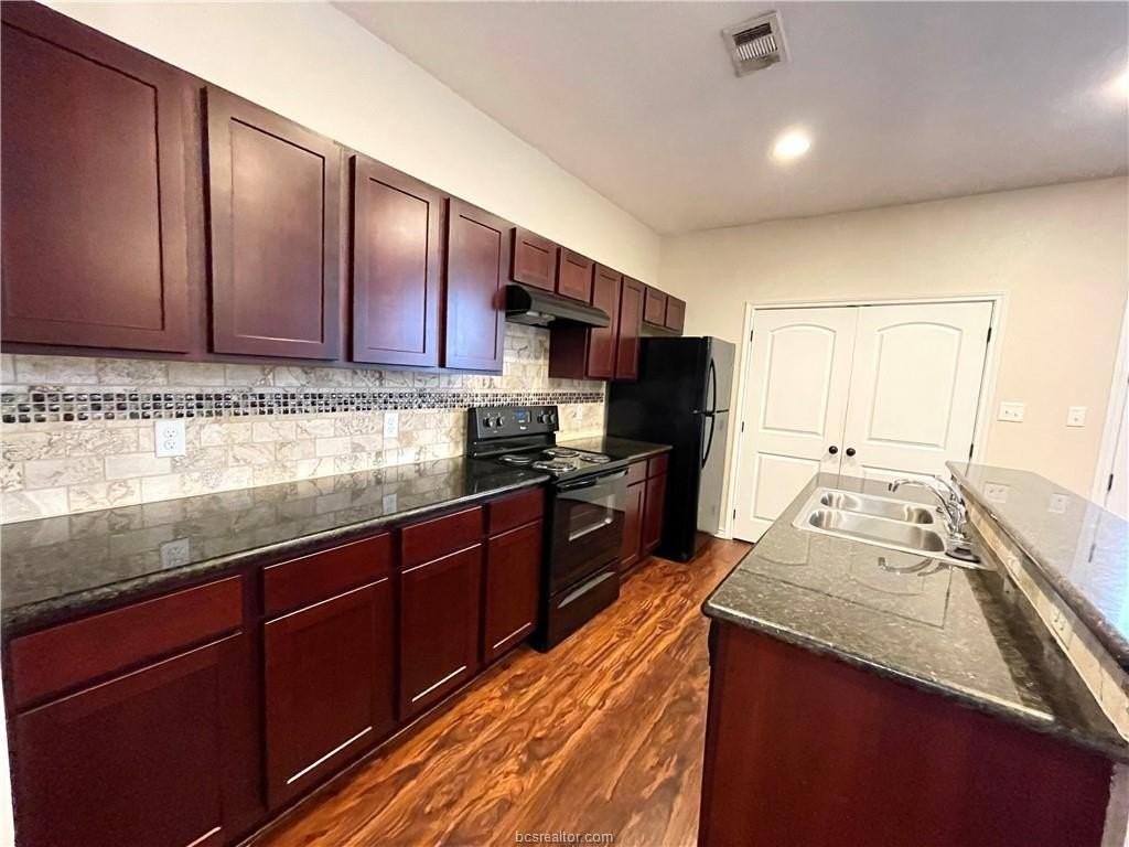 1915 Dartmouth St #2037 - Photo 7 of 24