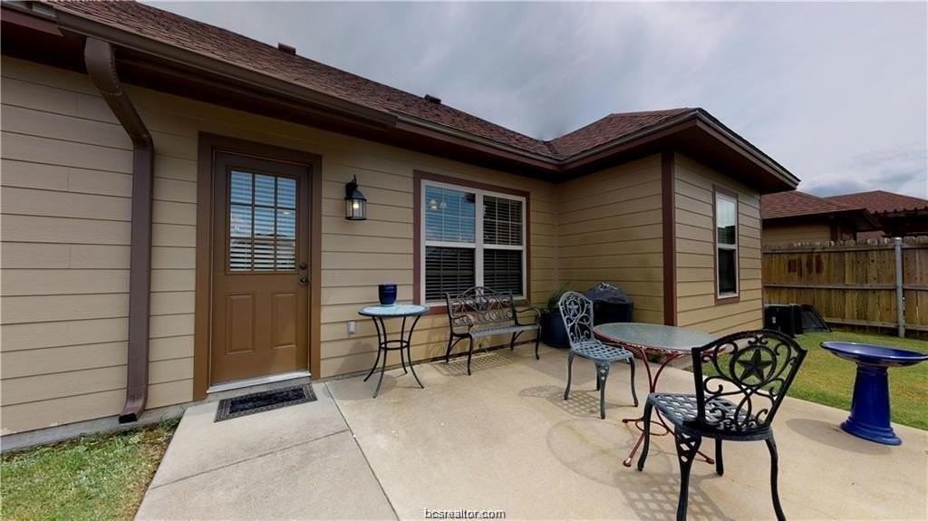 412 Deacon Dr W - Photo 7 of 7