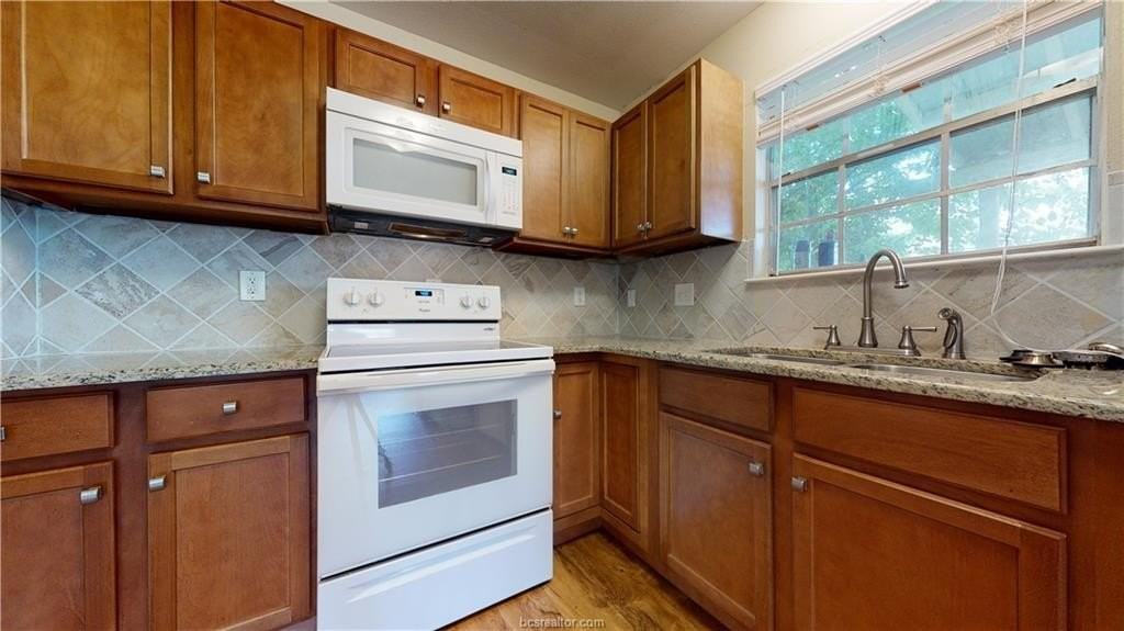 709 Swiss Ct - Photo 7 of 22