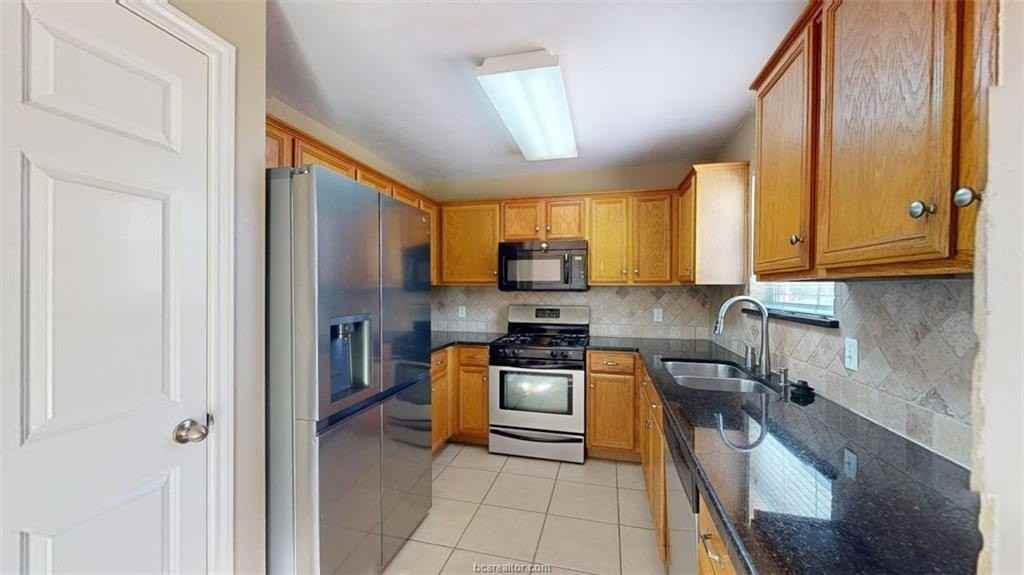 2407 Pintail Loop - Photo 6 of 31